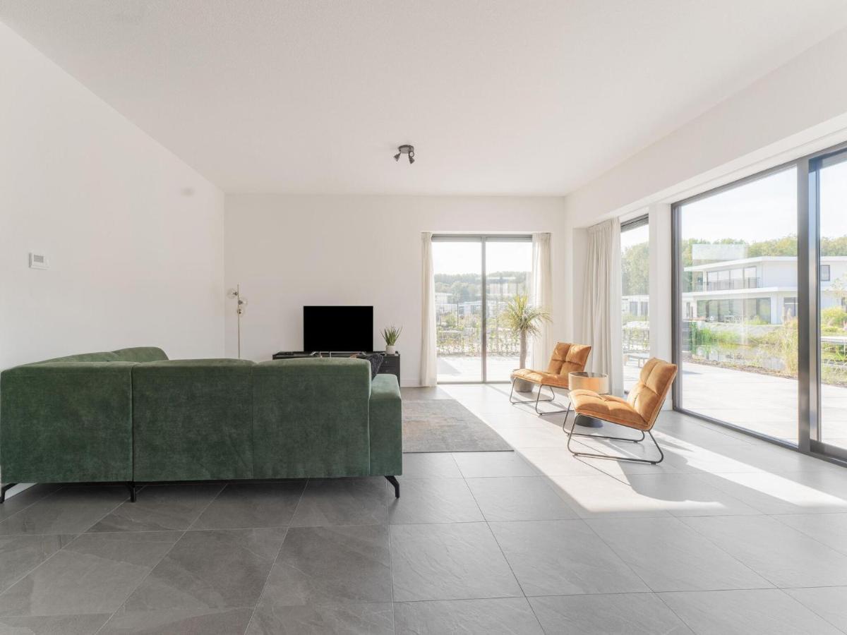 Beautiful Water Villa In Harderhaven With A Jetty Zeewolde Exterior foto